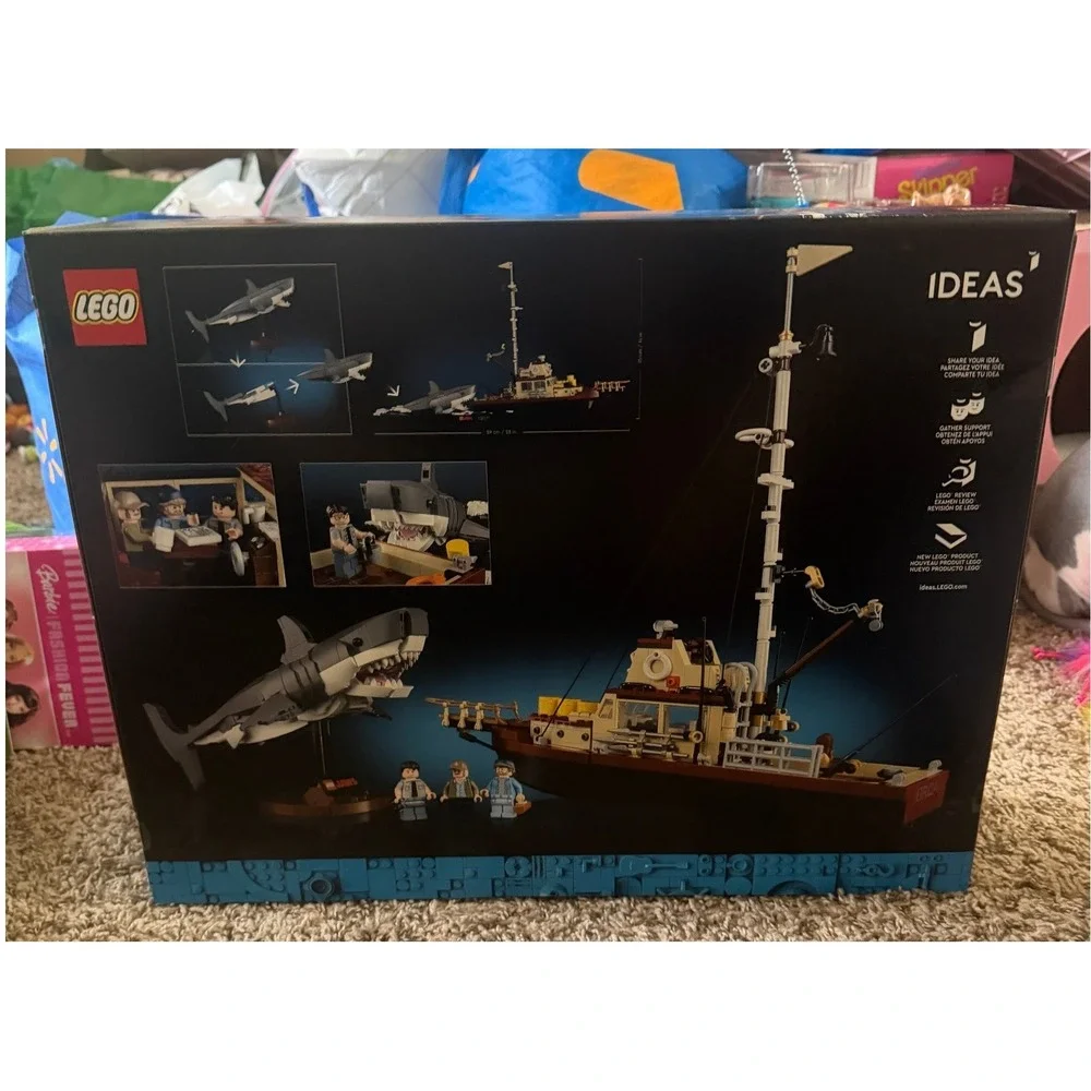 Lego Ideas Jaws Diorama Building Set (NWT) 21350 - Picture 6 of 6